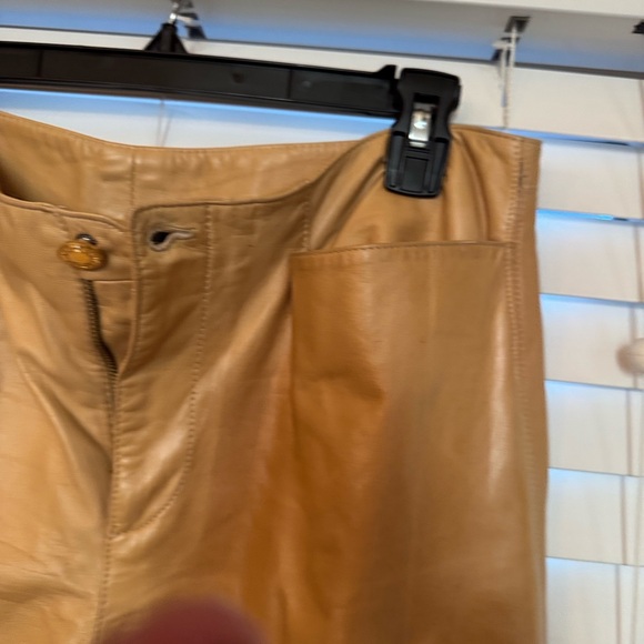 Ralph Lauren Women’s Tan Leather Chinos - Picture 4 of 9